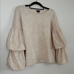 Club Monaco Jaquard Floral Printed Blouse